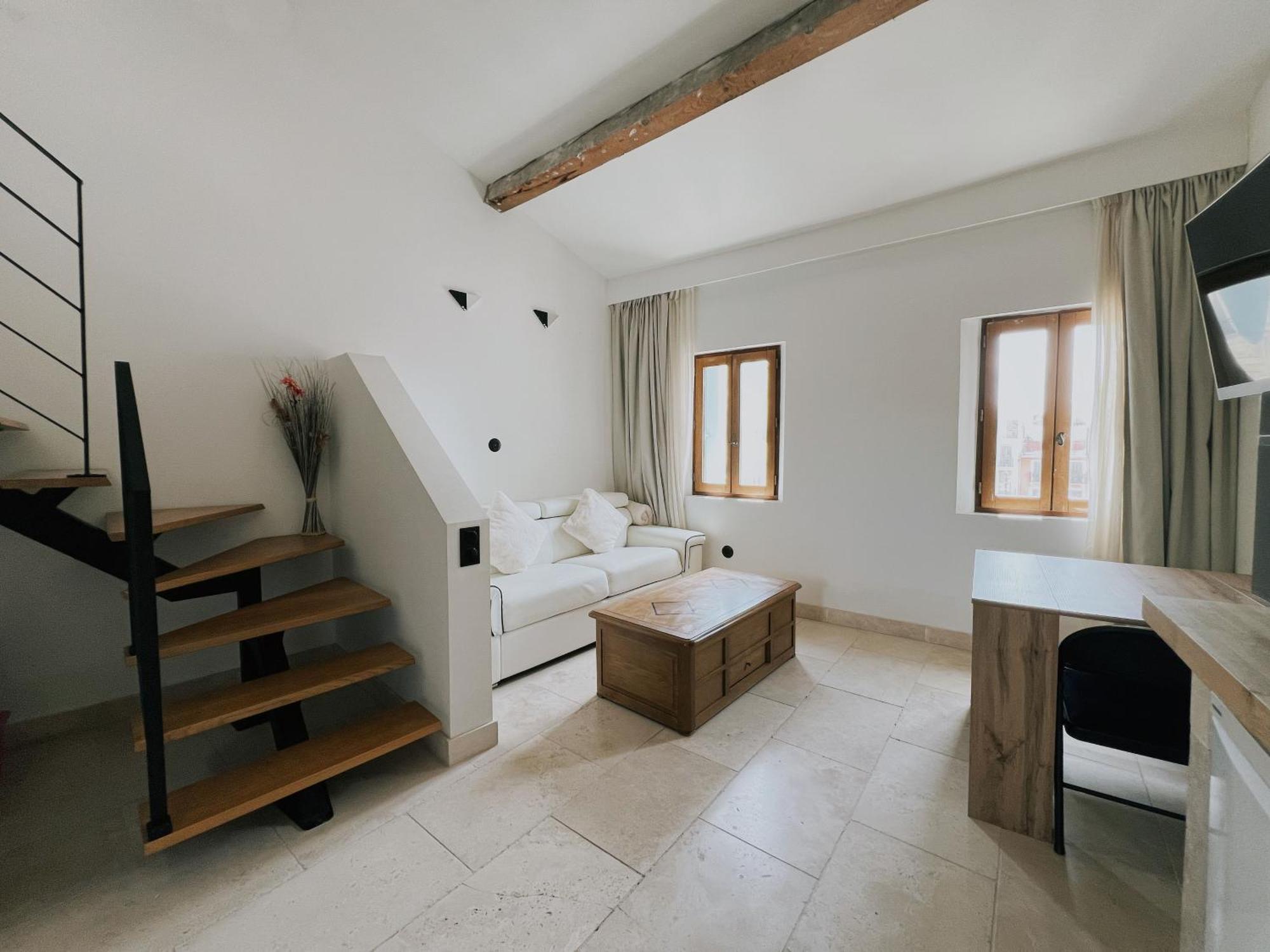 Domus Via Domitia Apartment Narbonne Bagian luar foto